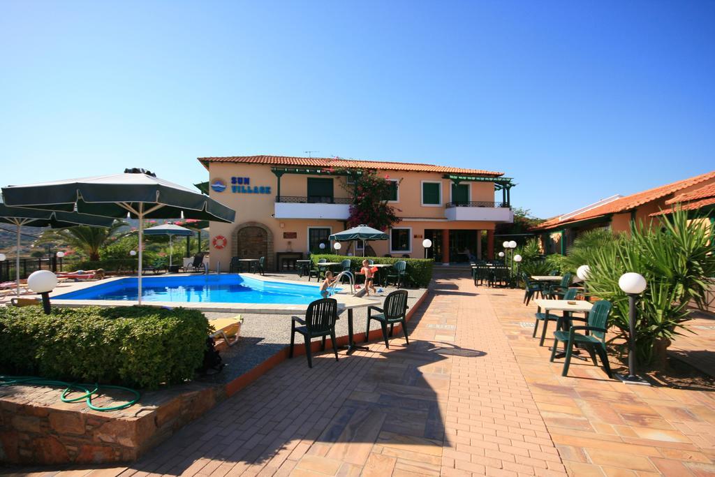 Sun Village Hotel Apartments Megás Limniónas Esterno foto