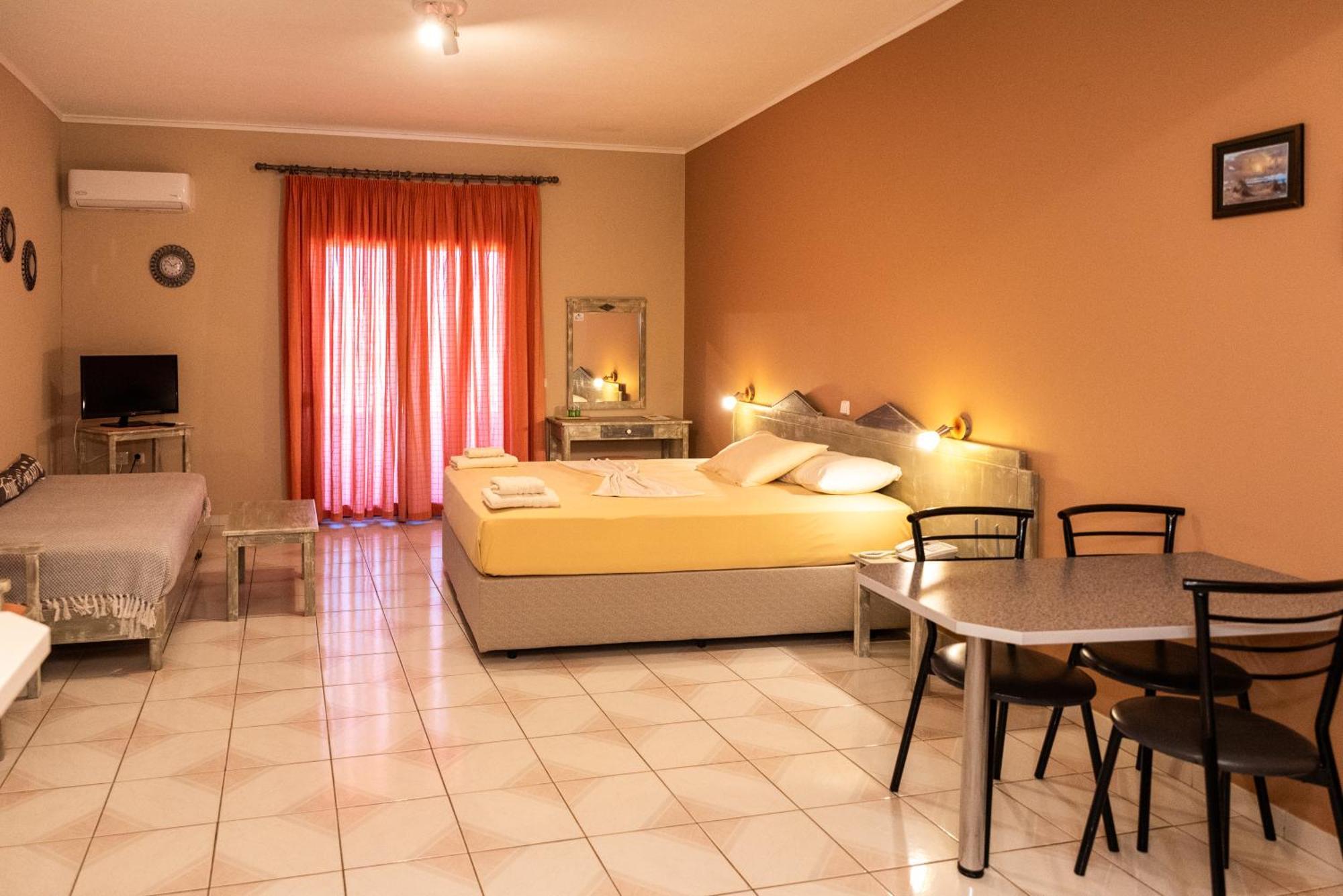 Sun Village Hotel Apartments Megás Limniónas Camera foto