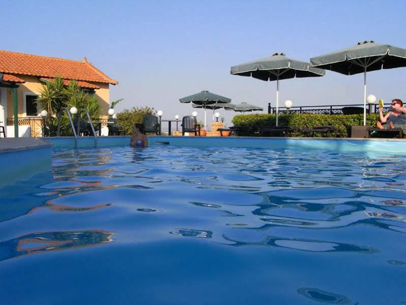 Sun Village Hotel Apartments Megás Limniónas Esterno foto