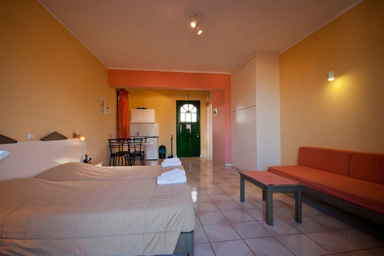 Sun Village Hotel Apartments Megás Limniónas Esterno foto