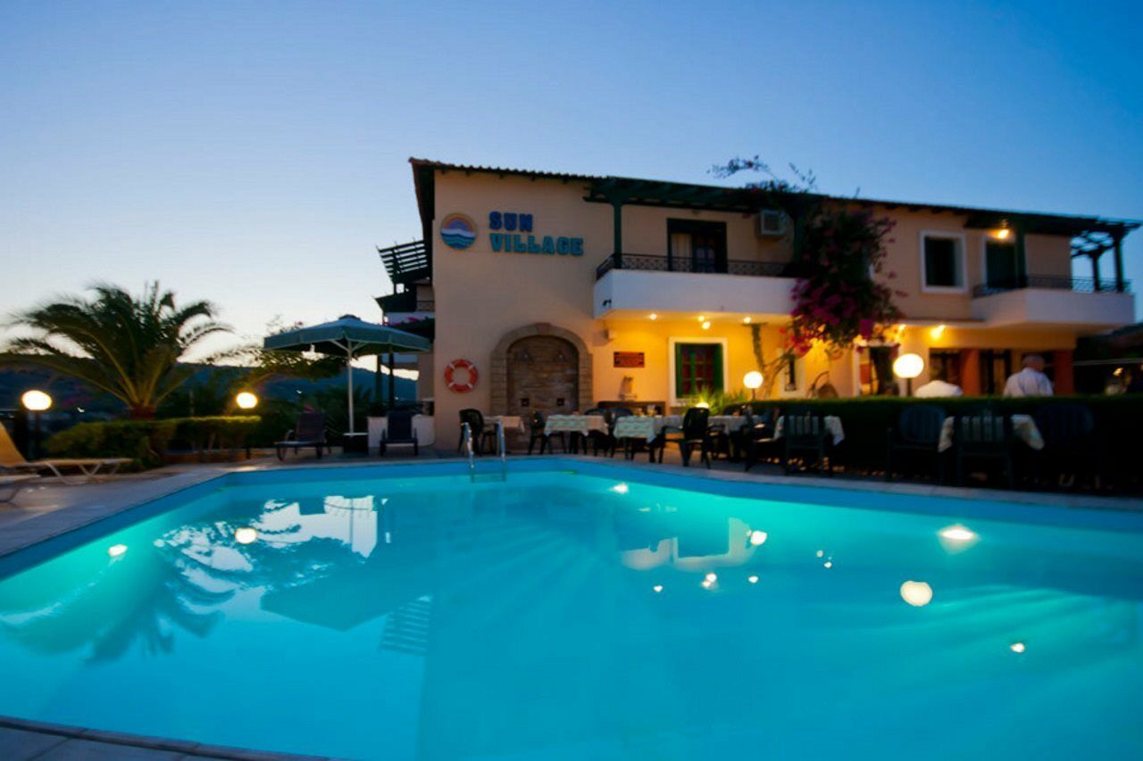 Sun Village Hotel Apartments Megás Limniónas Esterno foto