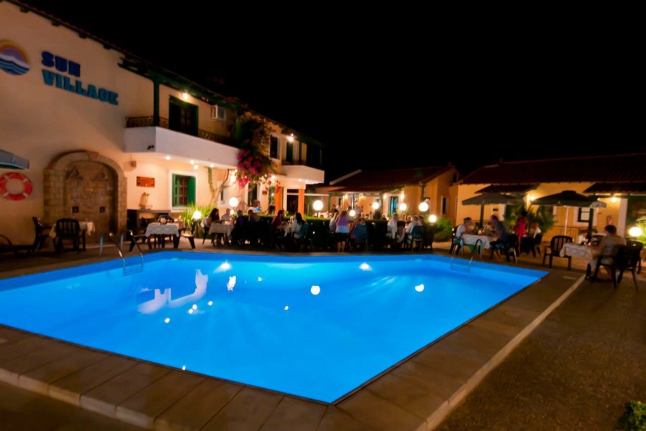 Sun Village Hotel Apartments Megás Limniónas Esterno foto