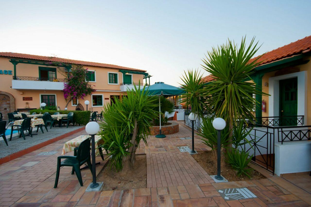 Sun Village Hotel Apartments Megás Limniónas Esterno foto